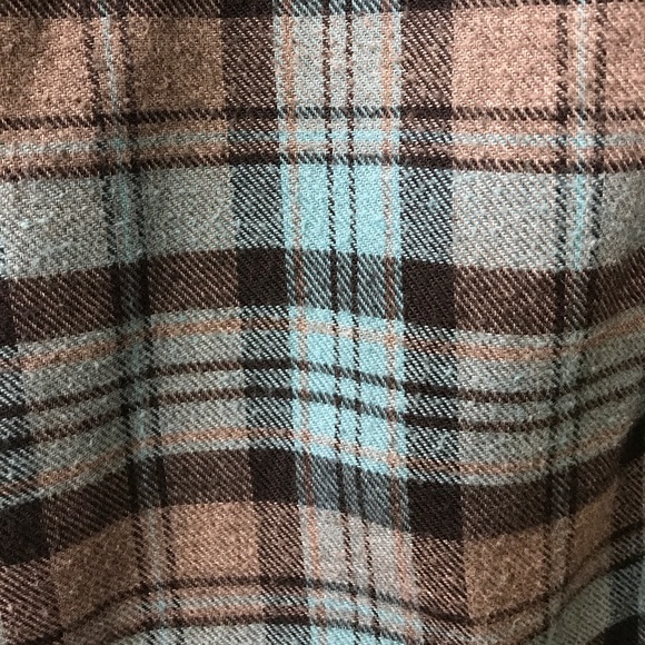 Men's Hooded Flannel - Picture 4 of 4